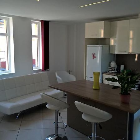 Kazinczy Apartment Кечкемет Екстер'єр фото